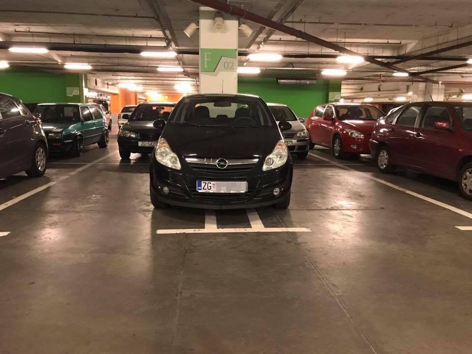 I onda se neki ljudi pitaju zašto postoje nervozni vozači!?