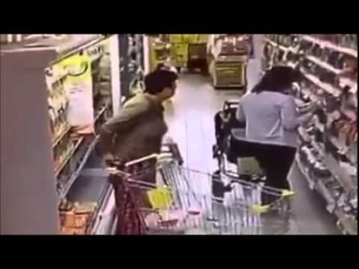 VIDEO Kamera je snimila odvratnu scenu, žena nije više mogla izdržati!