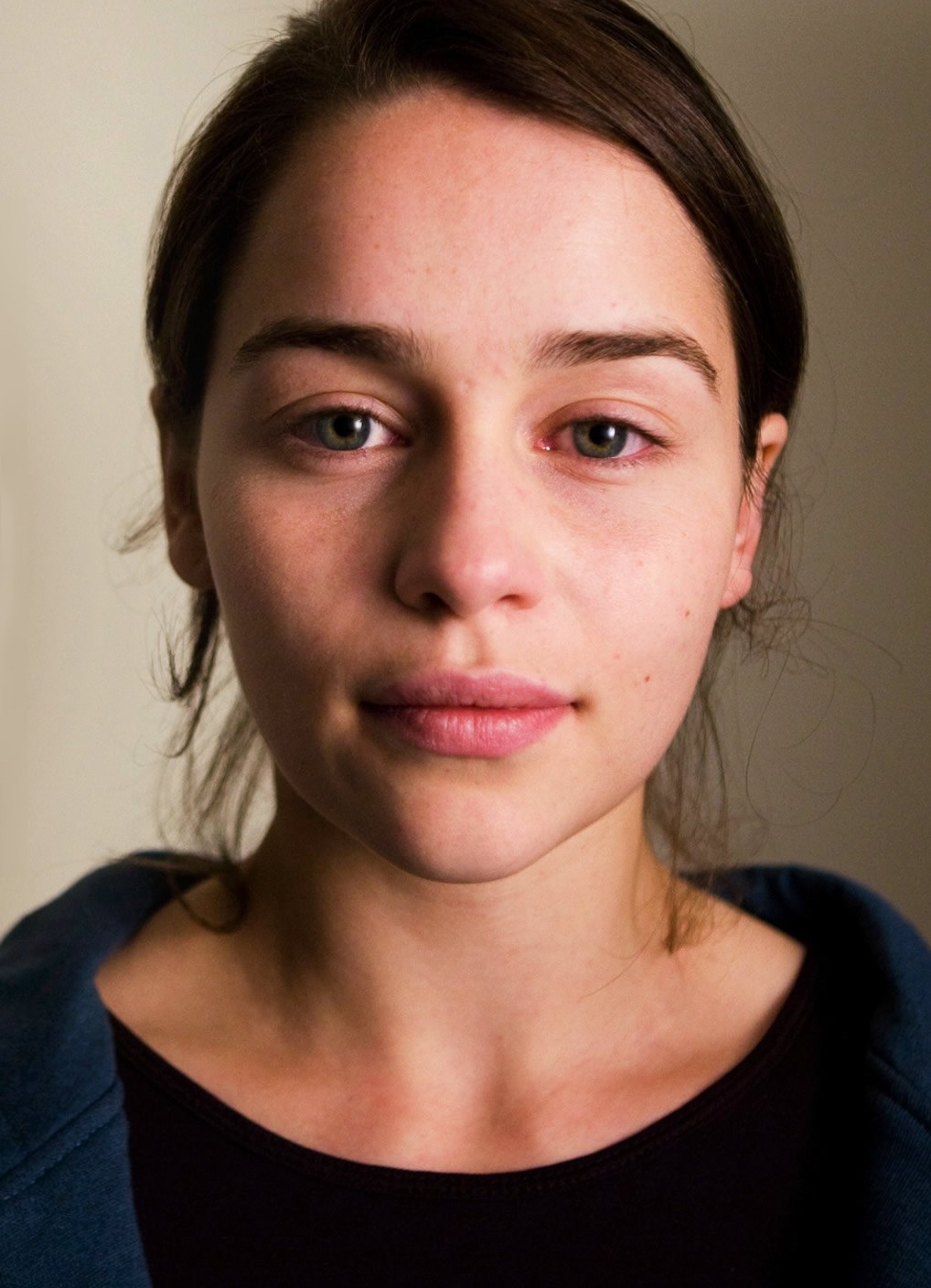 Emilia Clarke bez šminke: Lijepa?