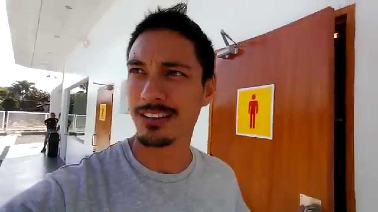 VIDEO: Nakon što je natočio gorivo na benzinskoj postaji, snimio je nešto što ga je oduševilo