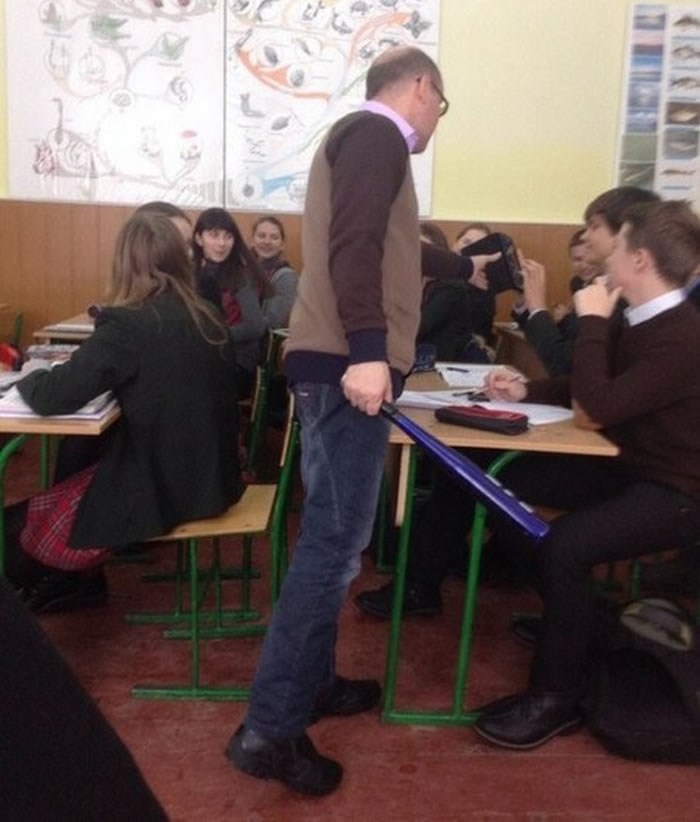 Uvodi se red i u školstvo