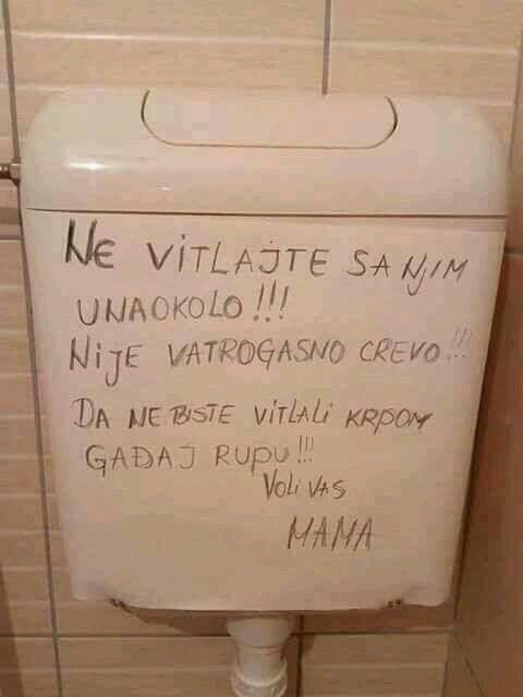 Mama je sinovima ostavila smiješnu poruku na vodokotliću jer joj je dosadila jedna stvar