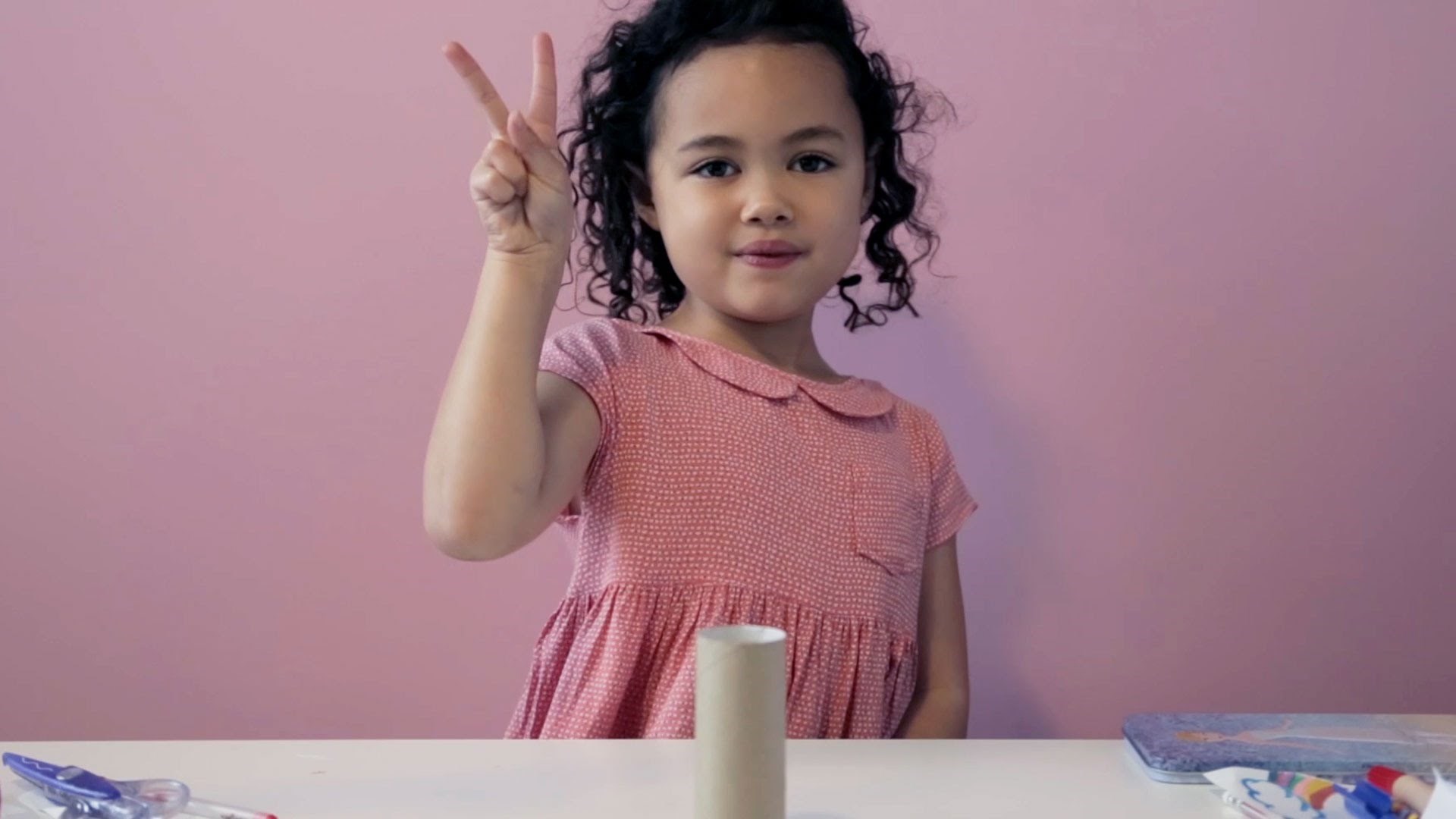 VIDEO: Klinka krši zakone fizike, kako je ovo moguće!