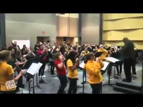 VIDEO: Zašto mi na glazbenom nismo ovako divljali!?