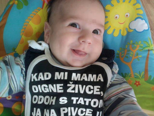 Šta beba radi kad joj mama digne živce?