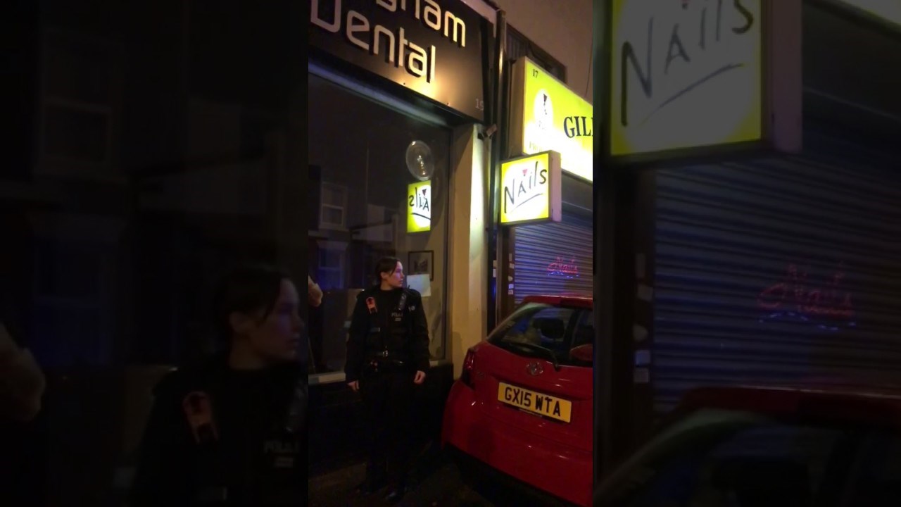 VIDEO Policija dojurila na mjesto incidenta, pogledajte što su izveli kada su zaustavljali policijski automobil!