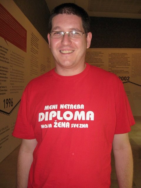 Ne treba ti diploma, eventualno gramatika