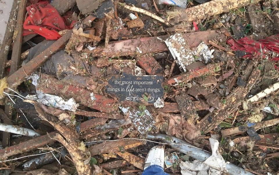 Poruka iz ruševina: Najvažnije stvari u životu nisu stvari