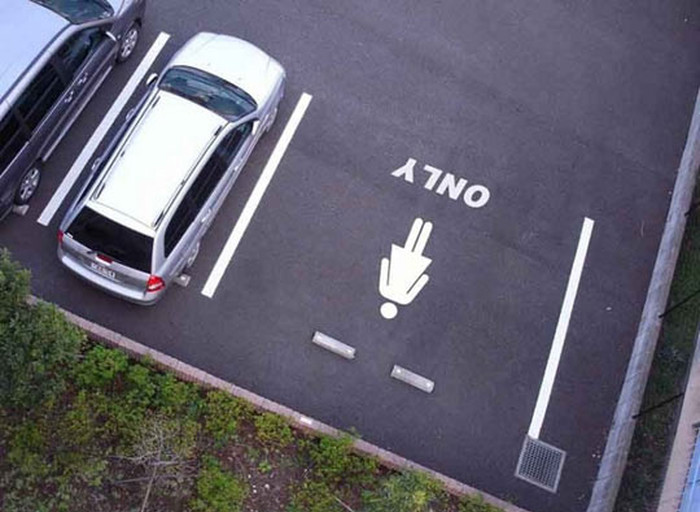 Parking za žene: Gradska služba naučila lekciju?