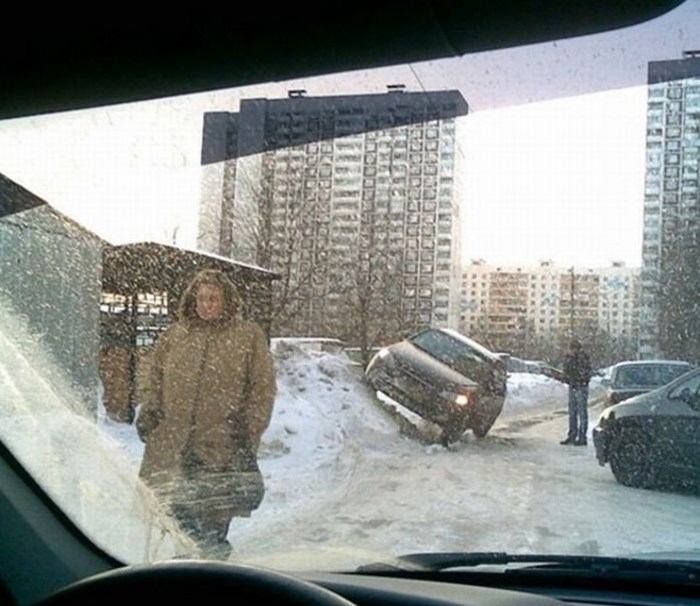 Ovako Rusi parkiraju tijekom zime