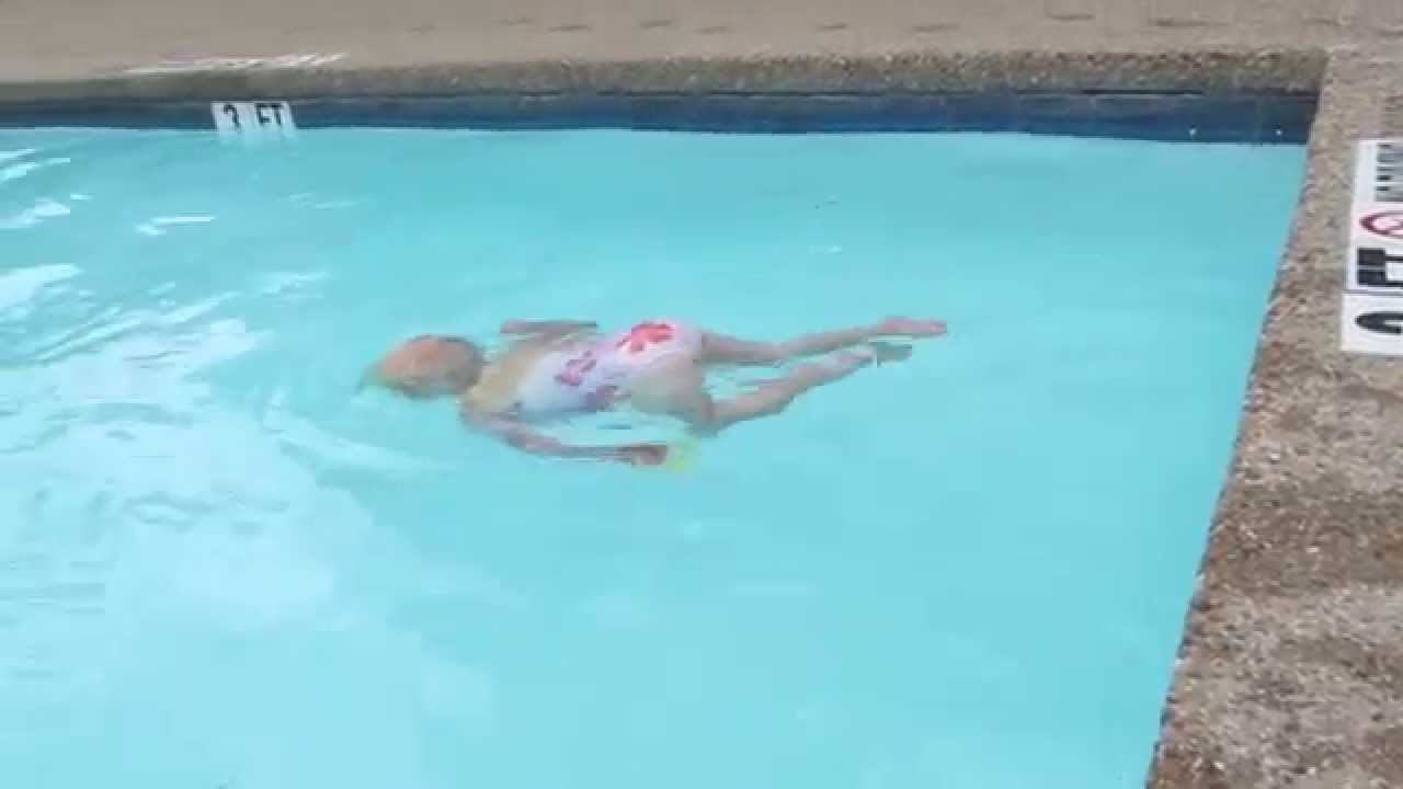 VIDEO: Kao ribica u vodi