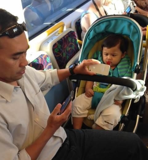 Sine, ideš mi na jetru, evo bleji u mob dok blejim u mob