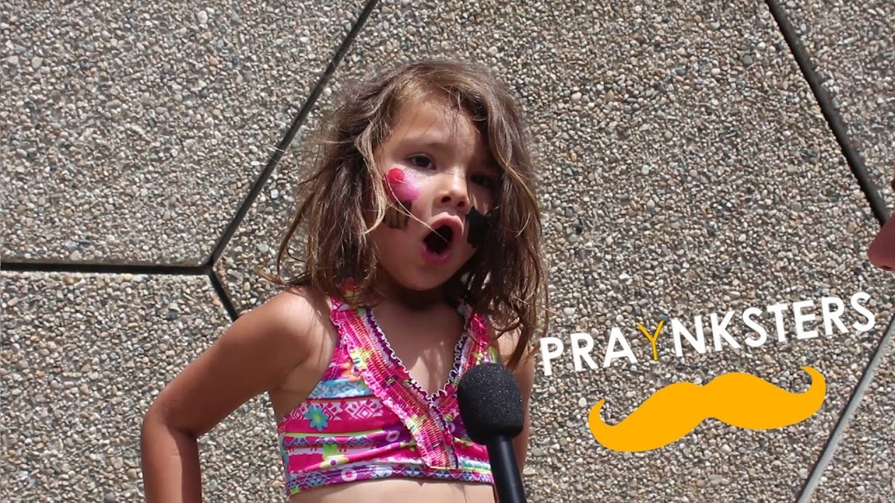 Poklonima su iznenadili malenu beskućnicu, a njezina je reakcija predivna