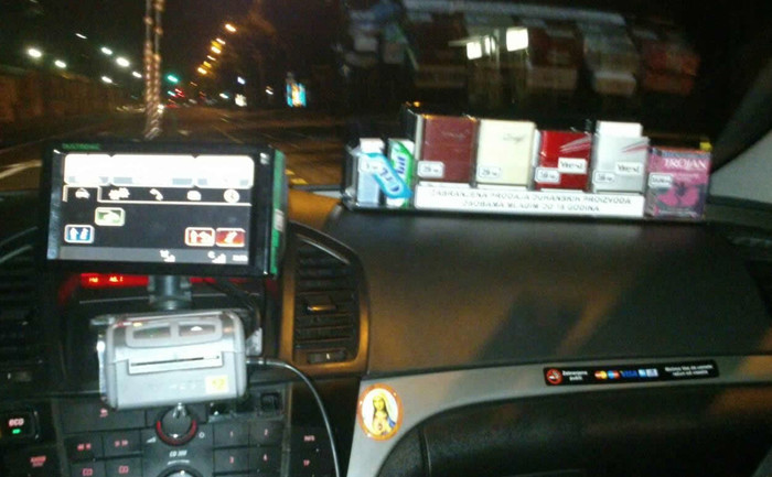 U taksi po cigarete i kondome: Zagrebački mobilni "kiosk"