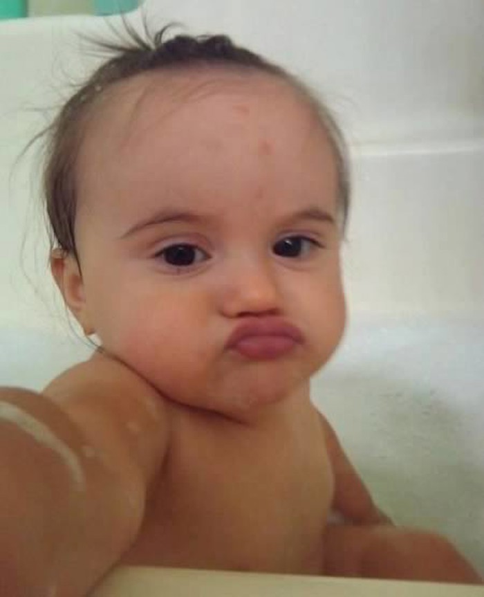 Gotovo je, uništili smo svijet: Beba s duckfaceom