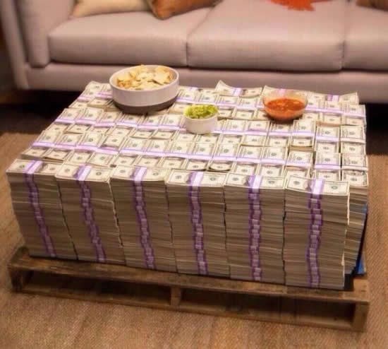 Najljepši stolić za dnevni boravak ikad