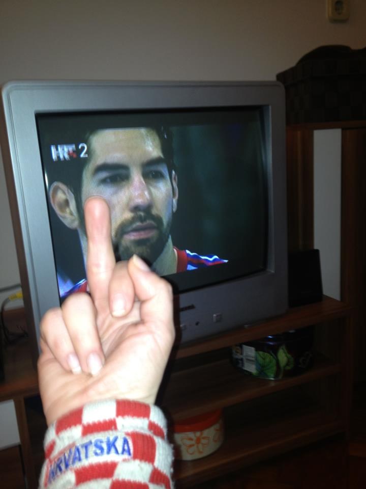 Hrvatska poruka Karabatiću