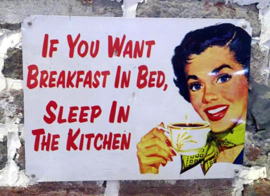 Kad ženi dodijavaš da ti nosi sendviče u krevet