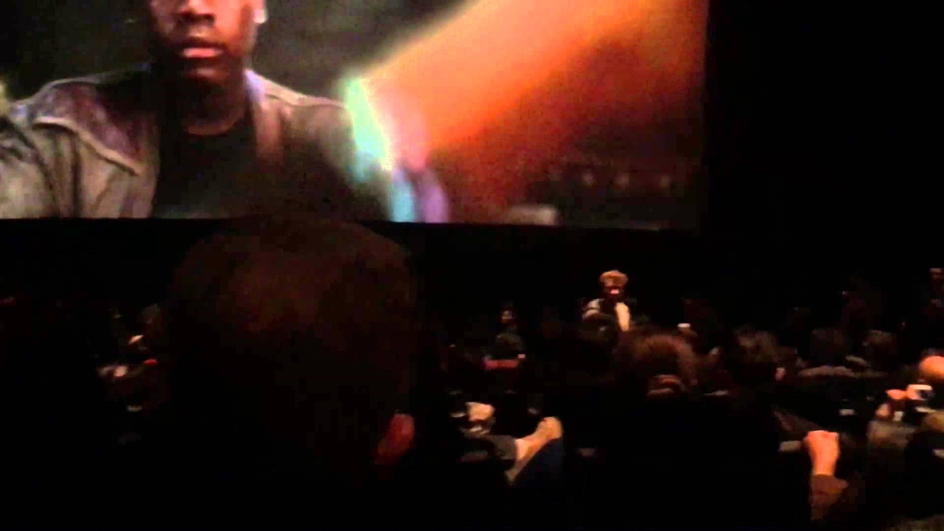 STRAVA U LOS ANGELESU: Kvar projektora na premijeri "Star Warsa", ljudi sišli s uma!