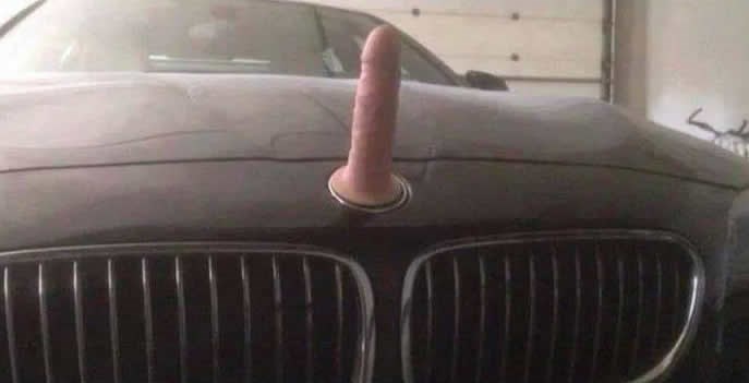 Žene vole muškarca s dobrim autom i velikim..?