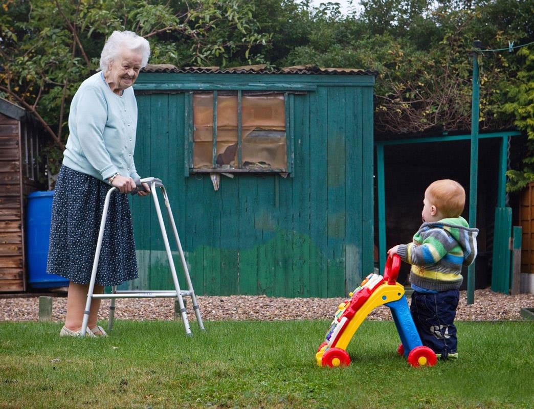 Starost zaista jest "drugo djetinjstvo"