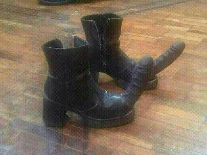 Kad nekom treba dati nogom u guzicu