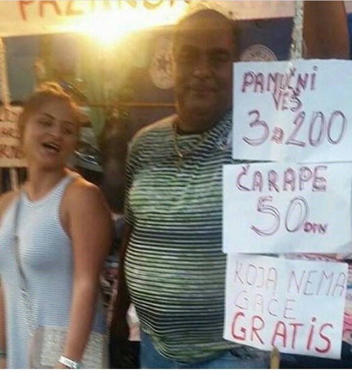 Ovaj čovjek prodaje donje rublje i ima zanimljivu ponudu za žene