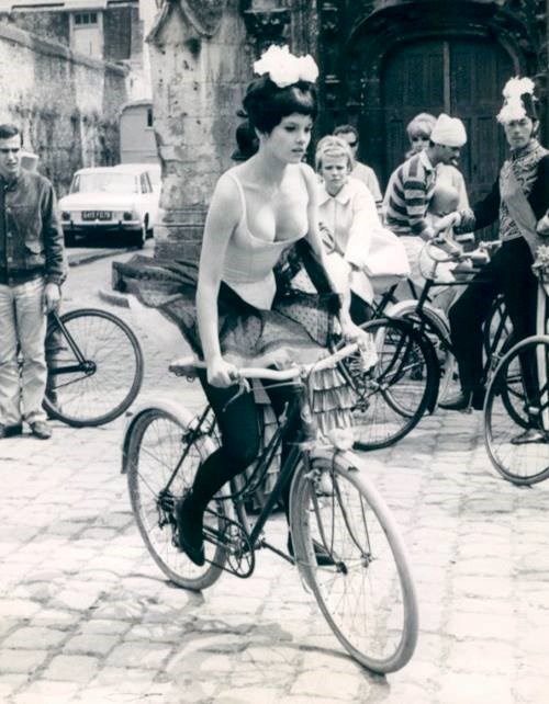 Znaš li koliko je danas godina ovoj kanadskoj ljepotici?