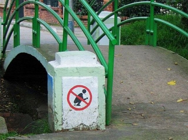 Pa gdje je ovo da treba takav znak?