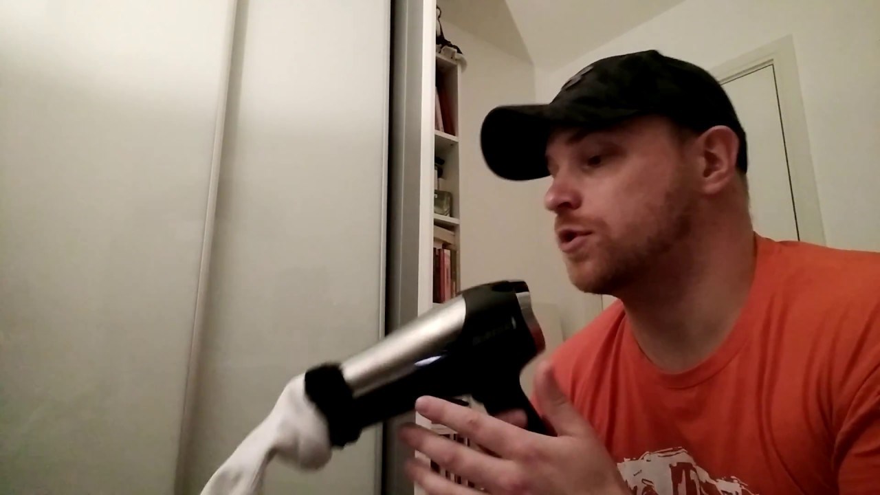 Odlučio je provjeriti što se dogodi kada čarapu pričvrsti na sušilo za kosu, rezultat ga je nasmijao