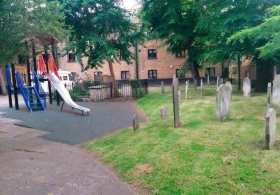 Od kolijevke, pa do groba..