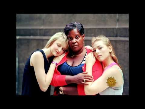 ČOVJEČANSTVO KAKVO BI MOGLO BITI: Stranci iz New Yorka fotografirani poput obitelji