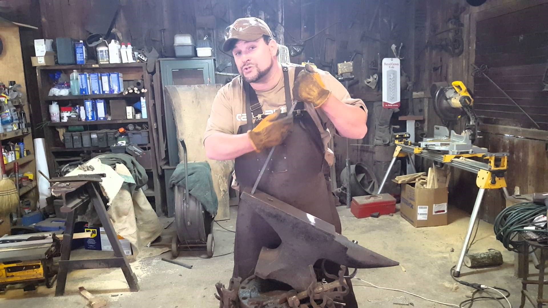 KOVAČ DOKAZAO 9/11? Može li kerozin rastopiti čelične grede nebodera