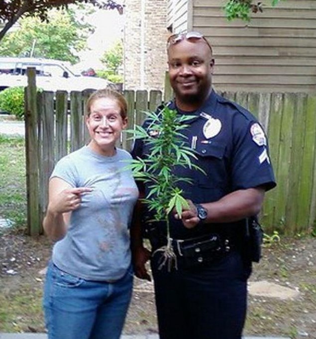 Nakon legalizacije smijeh, ljubav, šareni baloni, veselje...