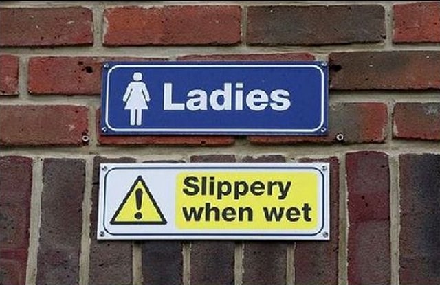 Žene - sklisko i mokro?