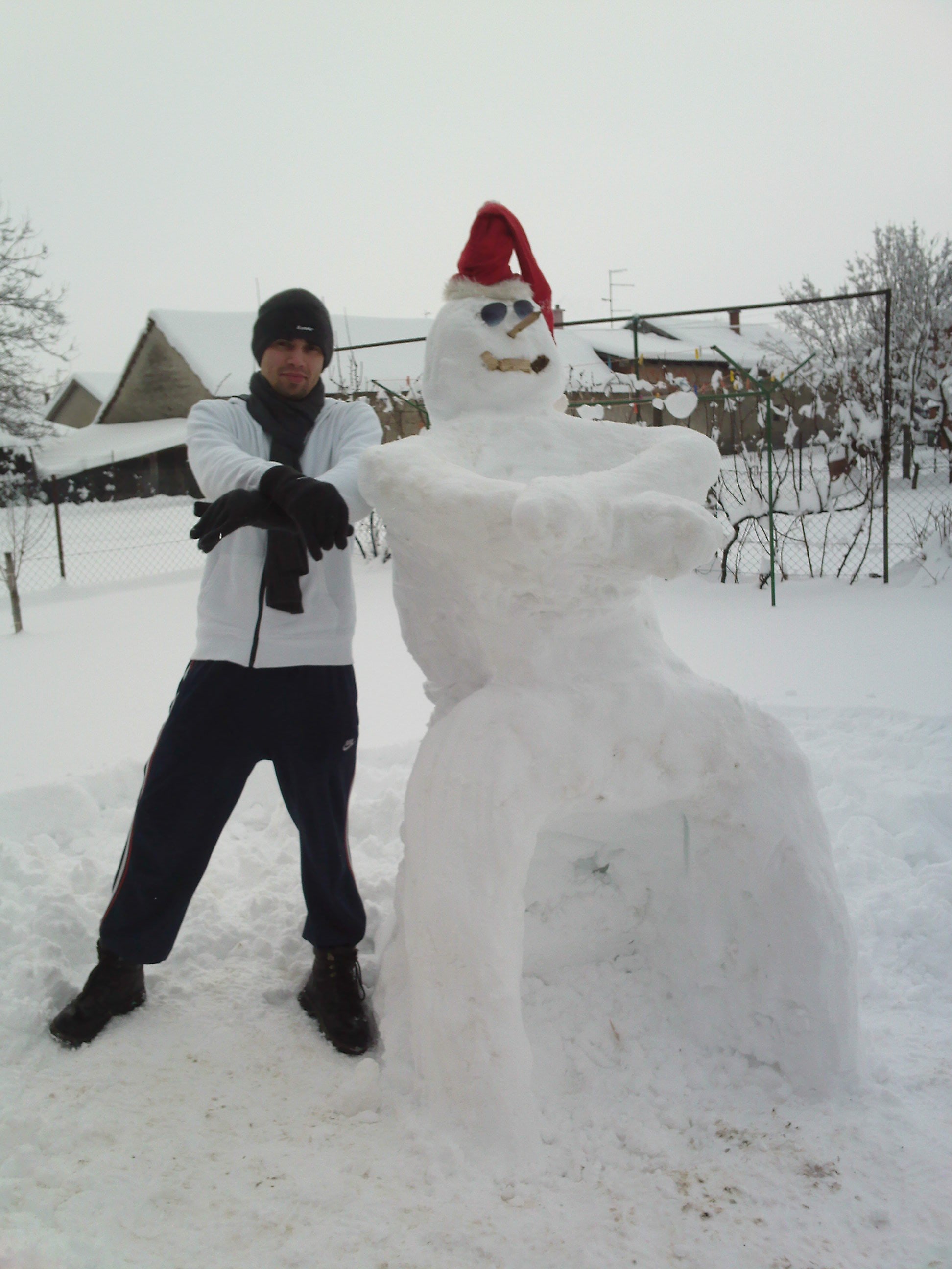 Njegov snjegović pleše Gangnam Style