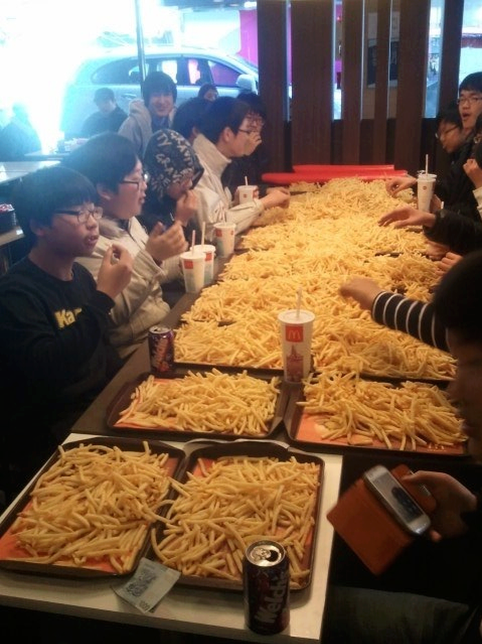 Ovi ljudi stvarno vole pommes frites
