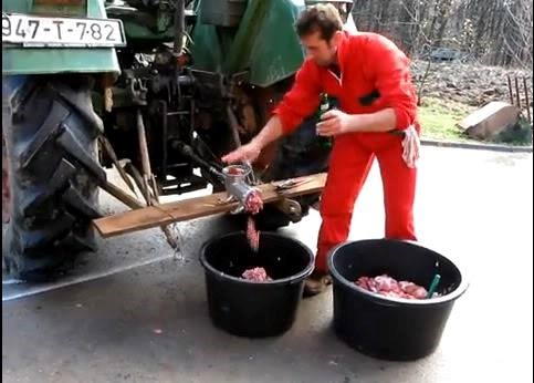 Kako traktor radi ćevape