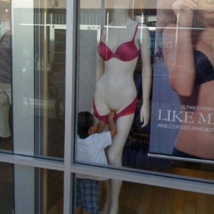 Muškarci od malih nogu žele samo jedno