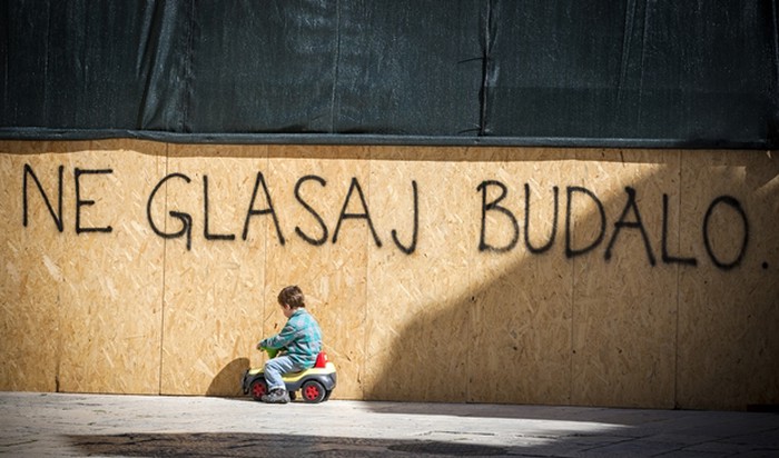 "Ne glasaj budalo"
