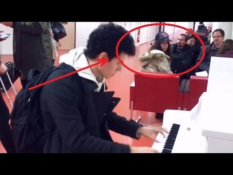 Ovaj je mladić odsvirao deset melodija u tri minute