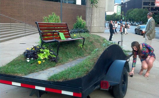 Parkovi postaju parkiralište? E, nećeš majci, evo ti ga!