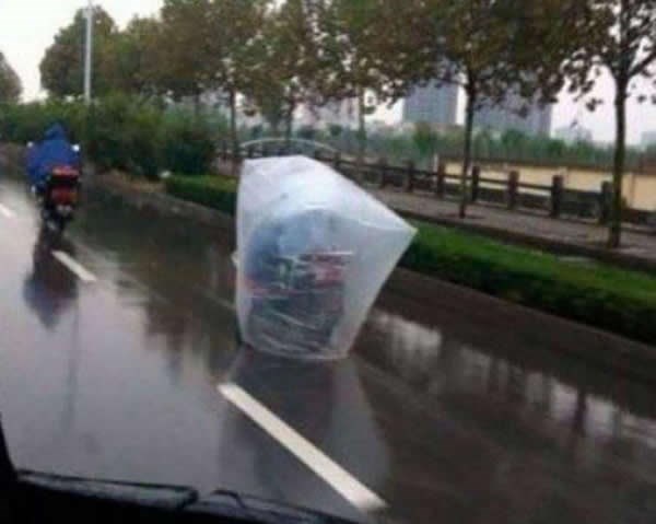 Živ je Einstein, umro nije!