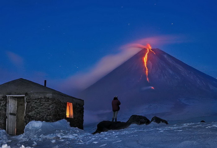 Erupcija vulkana Kliuchevskoi, Kamčarka, Rusija