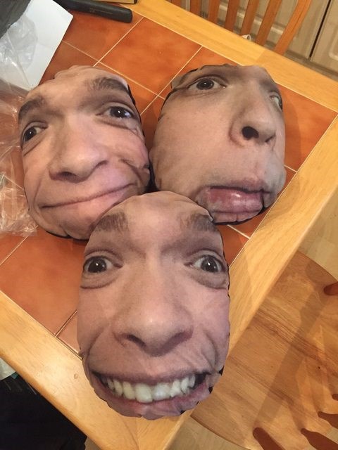 Nikad ne poklanjajte jastučnice s otisnutim svojim licem