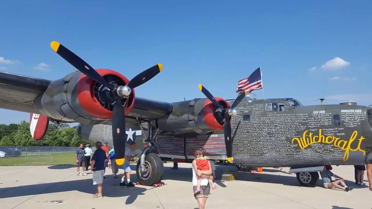 VIDEO: Avion iz 2. svjetskog rata ponovno poletio i napravio krug oko Chicaga