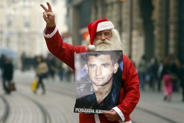 Djed Mraz lik generala Gotovine pronio centrom Zagreba