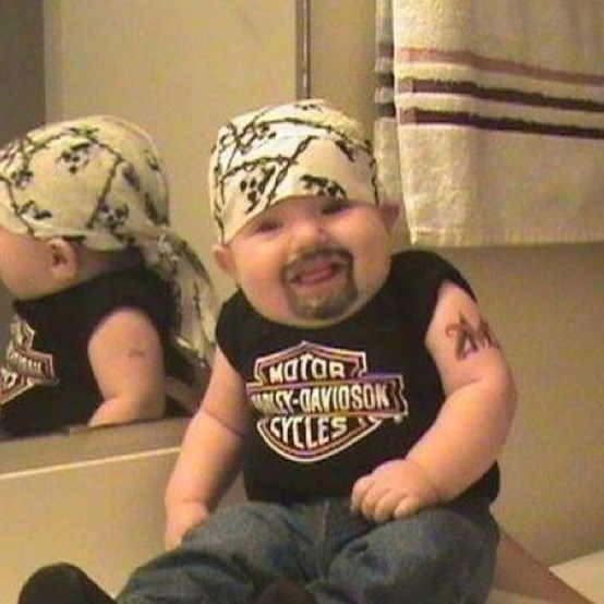 Genijalna maska za bebača koji voli maškare