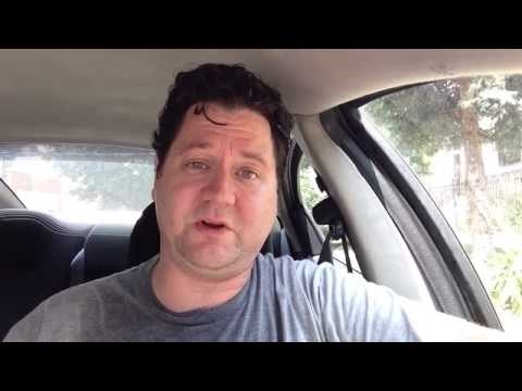 Parkirao se na suncu i sjedio satima u autu kako bi dokazao da su bebe i psi "kukavice", evo što se dogodilo!