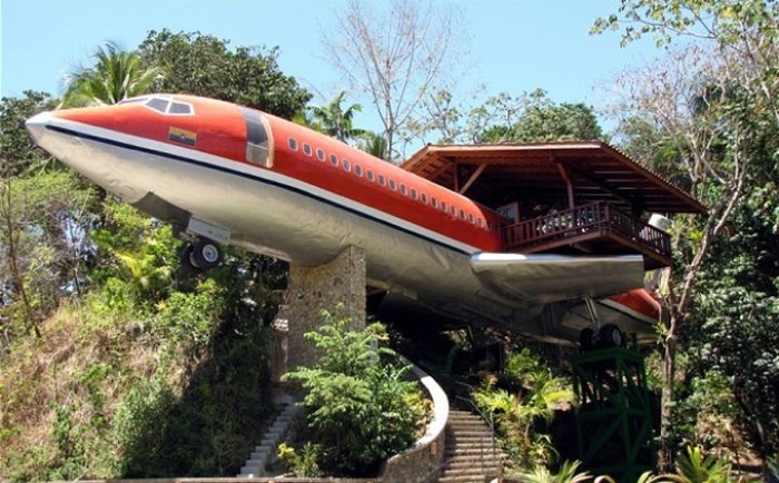 Boeing 727 pretvorili u hotelu